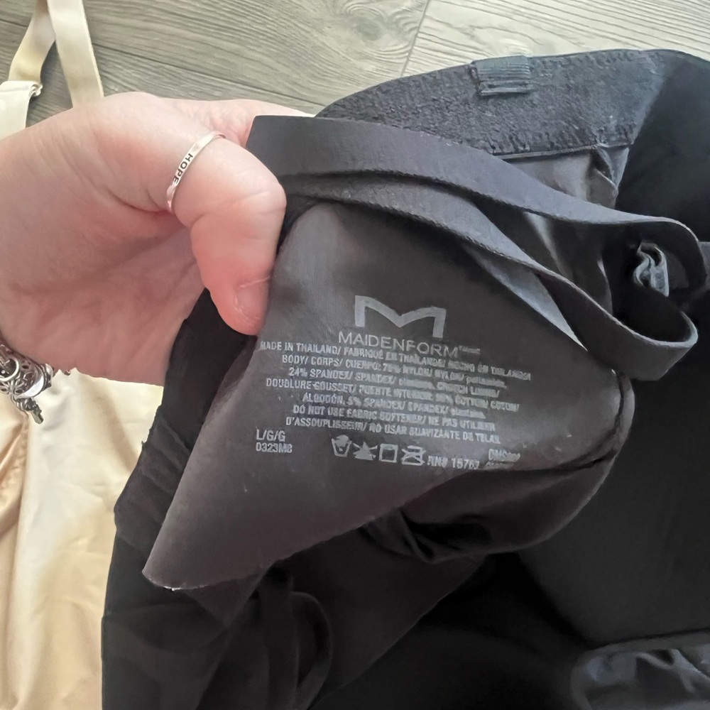 Shapewear bundle - Picture 3 of 3